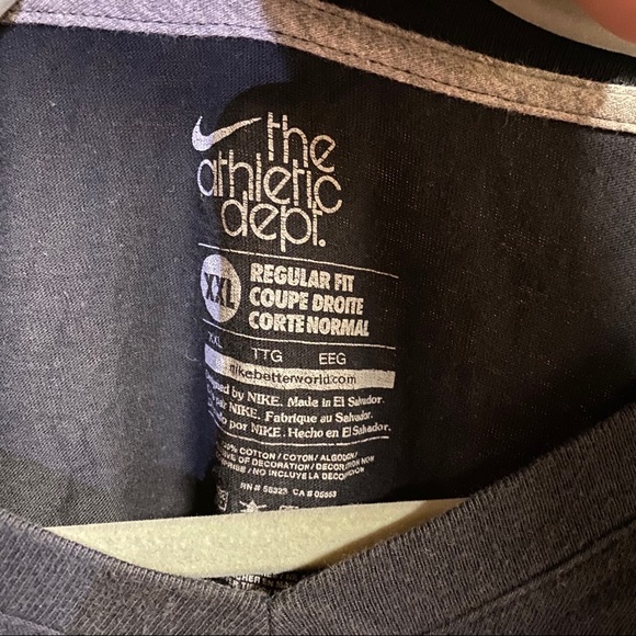 Nike t-shirt - Picture 3 of 3